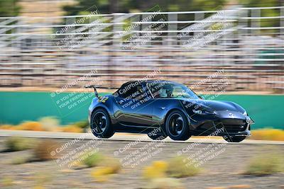 media/Oct-18-2025-Extreme Speed (Sat) [[d6d7e1fef1]]/Group 3 Purple/Session 3 (Turn 1)/